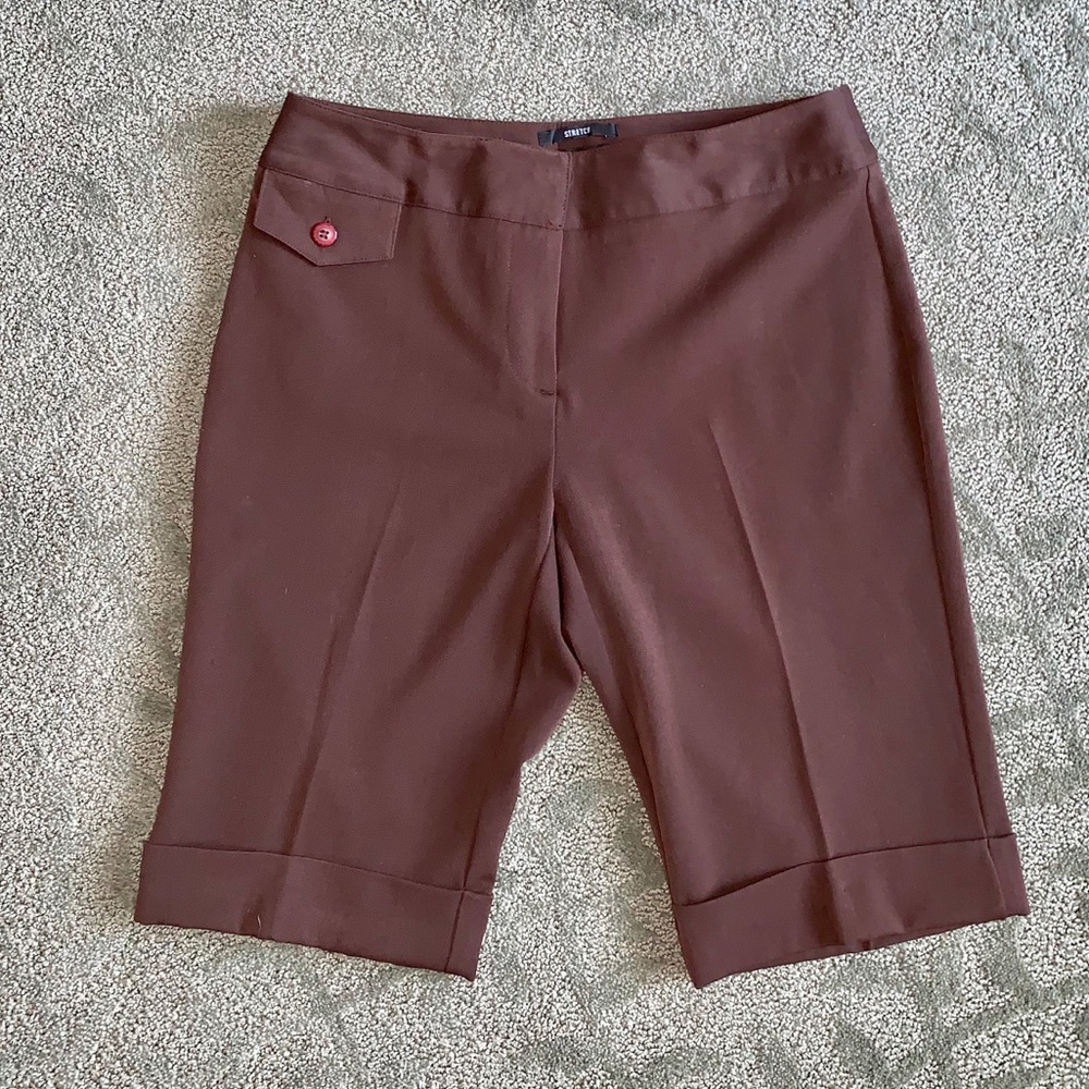 Cuffed dress shorts, size 4